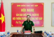 Bàn giao chức trách, nhiệm vụ Hiệu trưởng Trường Trung cấp Kỹ thuật Tăng thiết giáp