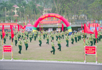 Trường Trung cấp Kỹ thuật Tăng thiết giáp tổ chức Lễ ra quân huấn luyện năm 2025 và phát động đợt thi đua cao điểm “Thần tốc - Quyết thắng”