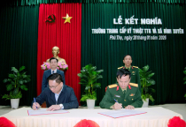 Trường Trung cấp Kỹ thuật Tăng thiết giáp tổ chức Lễ kết nghĩa với xã Bình Xuyên, tỉnh Phú Thọ