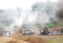 Lữ đoàn Xe tăng 201 đột phá nâng cao chất lượng huấn luyện, sẵn sàng chiến đấu