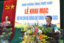 Nâng cao phẩm chất, trình độ năng lực cho đội ngũ cán bộ giảng dạy chính trị