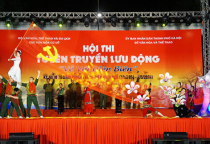 Sôi động Hội thi Tuyên truyền lưu động “Về với Điện Biên” tại Hà Nội