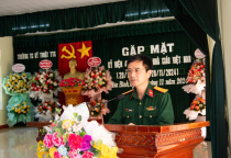 Trường Trung cấp Kỹ thuật Tăng thiết giáp tổ chức gặp mặt kỷ niệm 42 năm ngày Nhà giáo Việt Nam