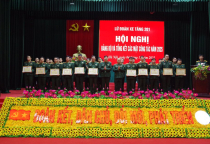 Lữ đoàn xe tăng 201 tổ chức Hội nghị Đảng bộ và tổng kết các mặt công tác năm 2025