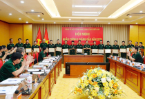 Hội nghị Quân chính Binh chủng Tăng thiết giáp 6 tháng đầu năm 2025