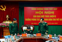 Bàn giao chức trách, nhiệm vụ Trưởng phòng Tài chính Binh chủng