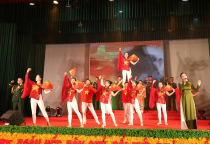 Dấu ấn chương trình nghệ thuật “Tự hào người chiến sĩ xe tăng”  