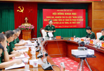 Họp Hội đồng khoa học đánh giá, nghiệm thu tài liệu “Huấn luyện bắn pháo, súng trên xe tăng và pháo tự hành” “Huấn luyện lái xe tăng, xe thiết giáp”