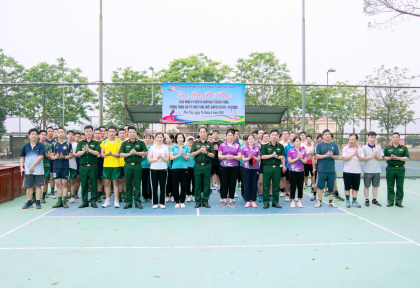 Trường Trung cấp Kỹ thuật Tăng thiết giáp: Sôi nổi các hoạt động thể thao chào mừng Kỷ niệm 50 năm ngày Truyền thống Nhà trường.