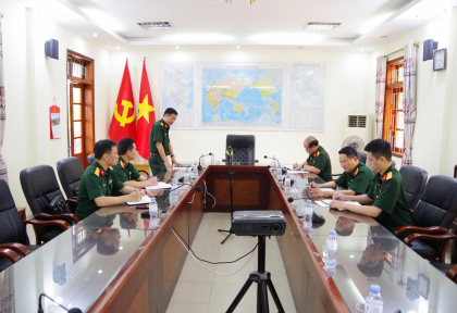 Đoàn công tác Cục Hậu cần - Kỹ thuật Binh chủng Tăng thiết giáp kiểm tra công tác xăng dầu, an toàn kỹ thuật năm 2025 tại Xưởng sửa chữa xe tăng X32