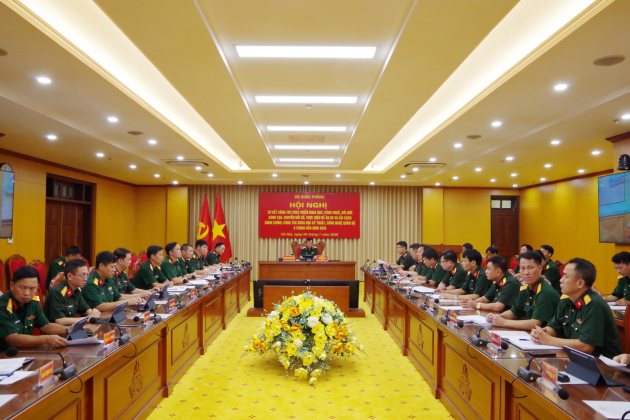 Tham dự Hội nghị Sơ kết công tác phát triển khoa học, công nghệ, đổi mới sáng tạo, chuyển đổi số, thực hiện Đề án 06 và cải cách hành chính; công tác khoa học kỹ thuật, công nghệ quân sự 6 tháng đầu năm 2026