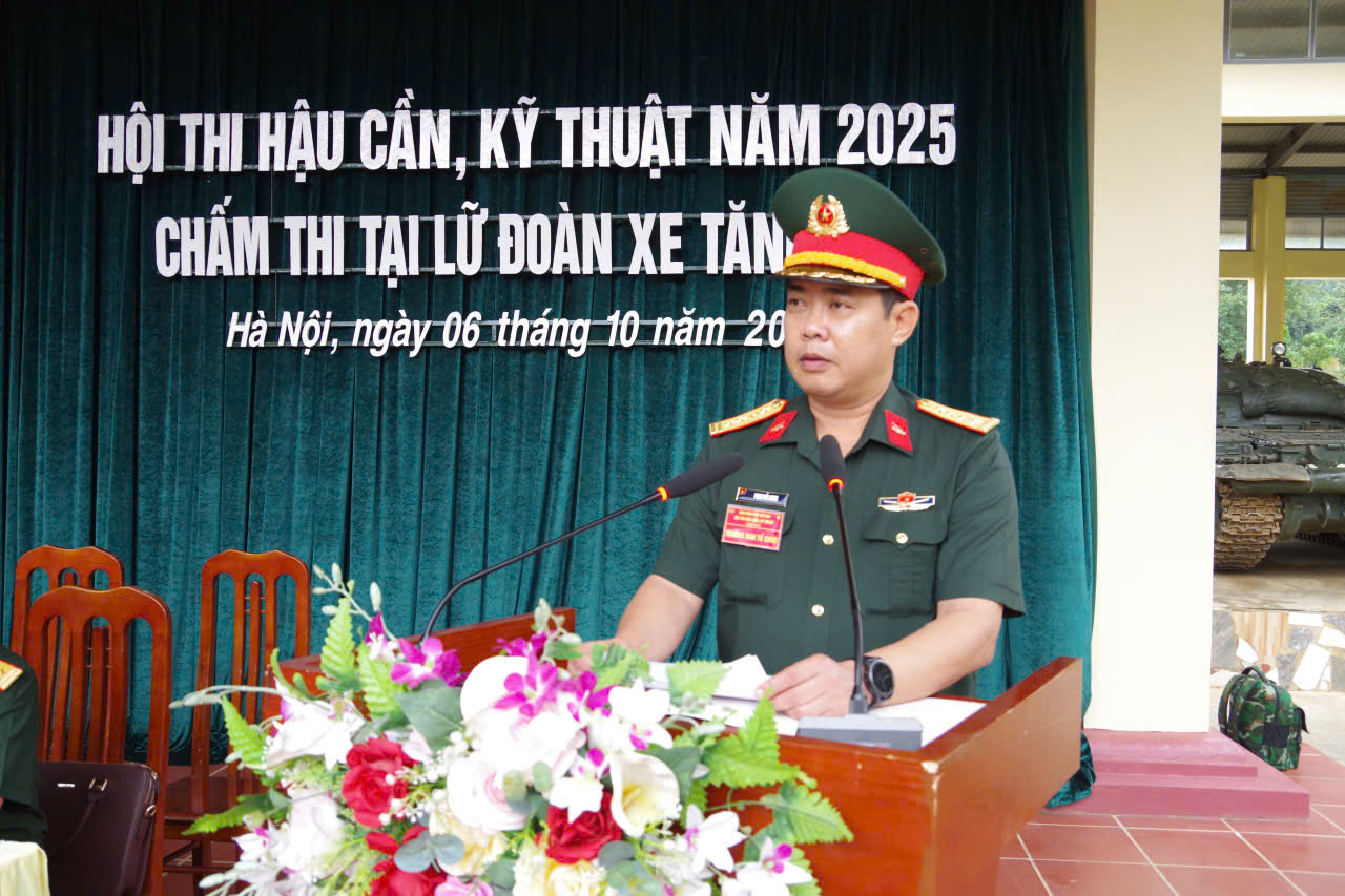 Đại tá Phan Hải Long - Phó Tư lệnh Binh chủng, Trưởng ban tổ chức Hội thi phát biểu Khai mạc