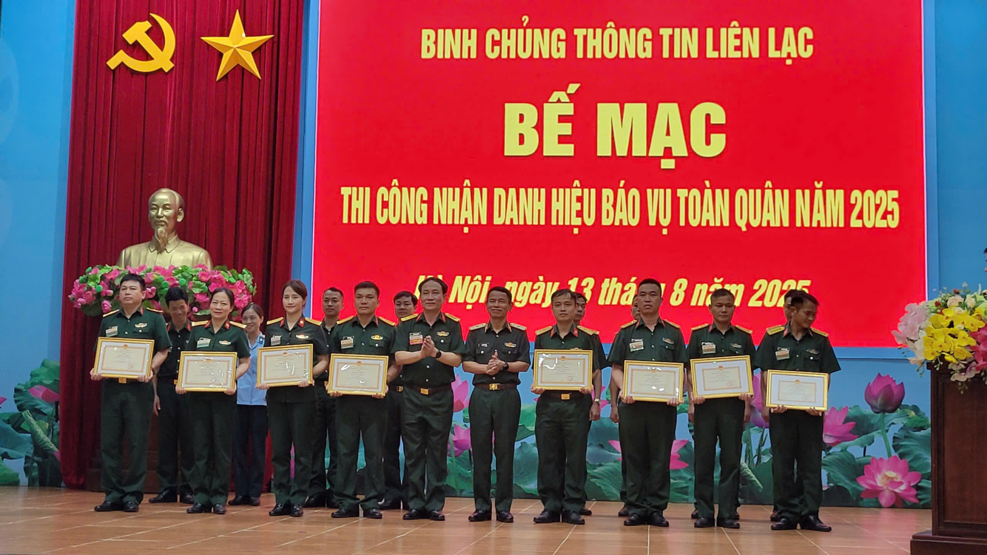   Tham gia Hội thi công nhận danh hiệu báo vụ toàn quân năm 2025  đạt giải Nhất toàn đoàn, giải Nhất toàn năng nội dung thi kiện tướng báo vụ