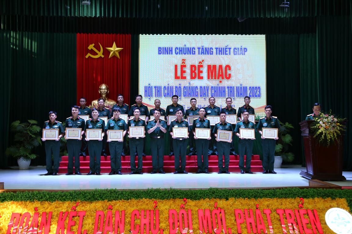 Bế mạc Hội thi cán bộ giảng dạy chính trị cấp Binh chủng năm 2023