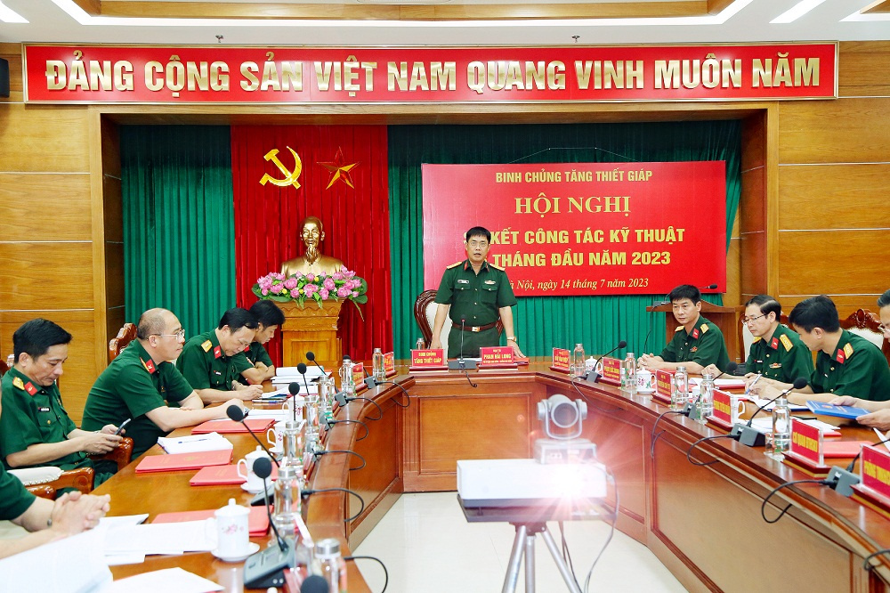 BINH CHỦNG TĂNG THIẾT GIÁP TỔ CHỨC HỘI NGHỊ SƠ KẾT CÔNG TÁC KỸ THUẬT 6 THÁNG ĐẦU NĂM 2023