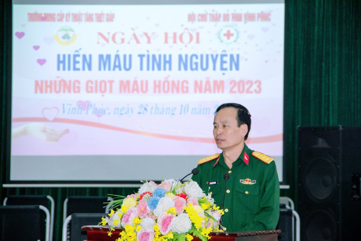 Trường Trung cấp Kỹ thuật Tăng thiết giáp tổ chức hiến máu nhân đạo năm 2023