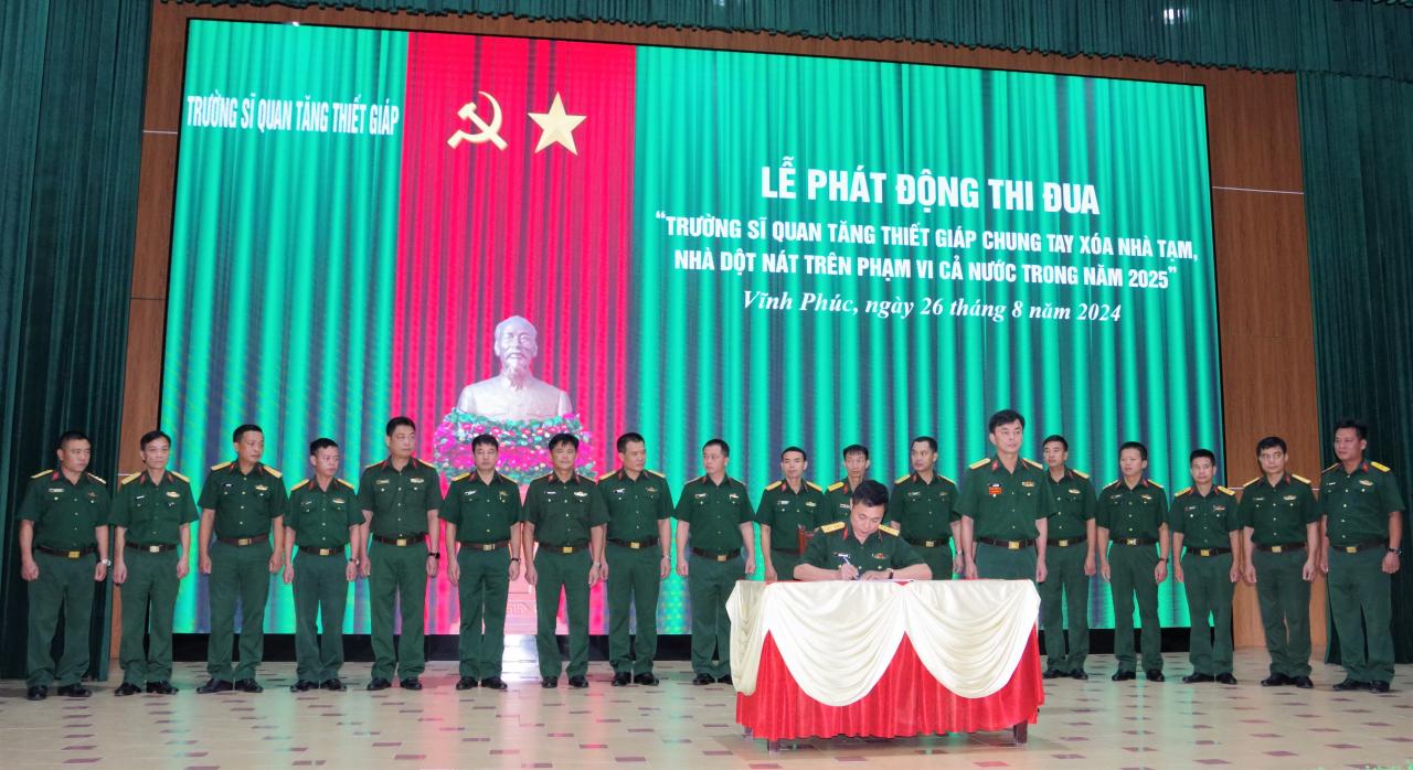 Trường Sĩ quan Tăng thiết giáp tổ chức Lễ phát động thi đua “Chung tay xóa nhà tạm, nhà dột nát trên phạm vi cả nước trong năm 2025