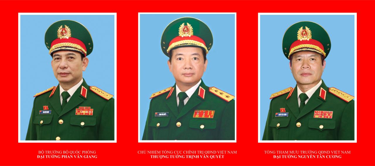 Điều chỉnh hình ảnh các đồng chí lãnh đạo Đảng, Nhà nước, Quân đội trong mảng ảnh Phòng Hồ Chí Minh