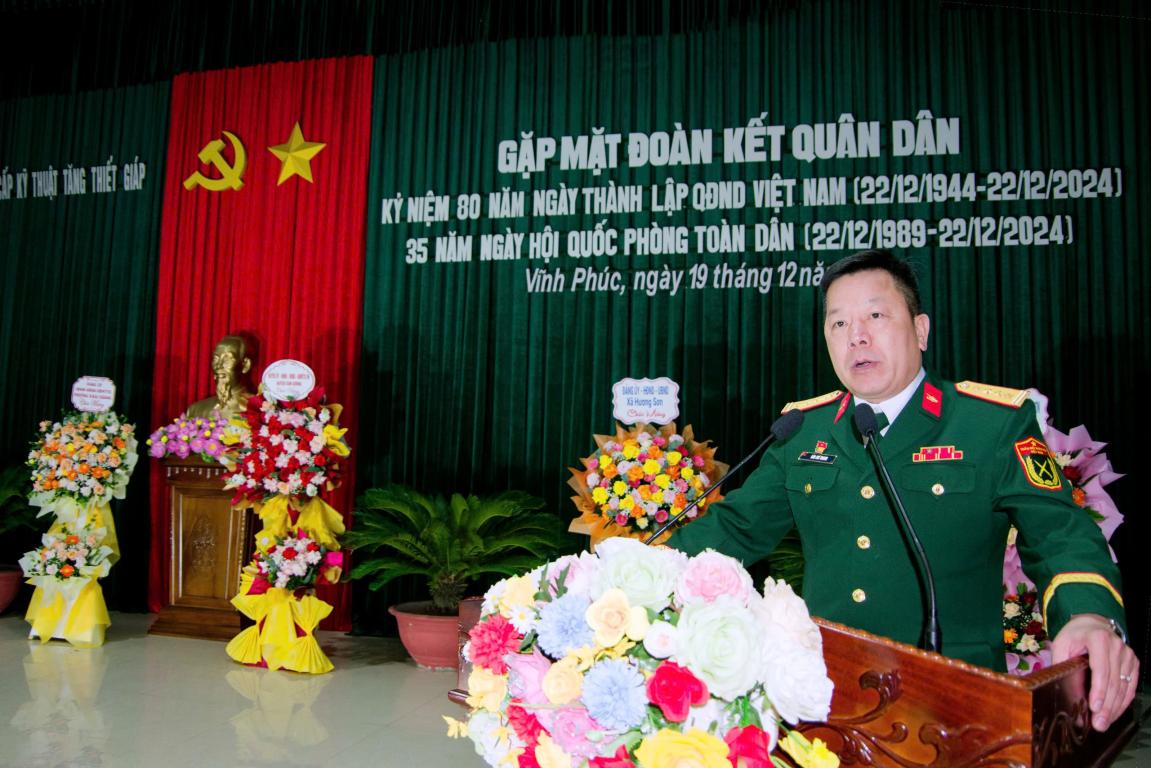 Trường Trung cấp Kỹ thuật Tăng thiết giáp tổ chức gặp mặt đoàn kết quân dân chào mừng kỷ niệm 80 năm Ngày thành lập QĐND Việt Nam, 35 năm Ngày hội QPTD