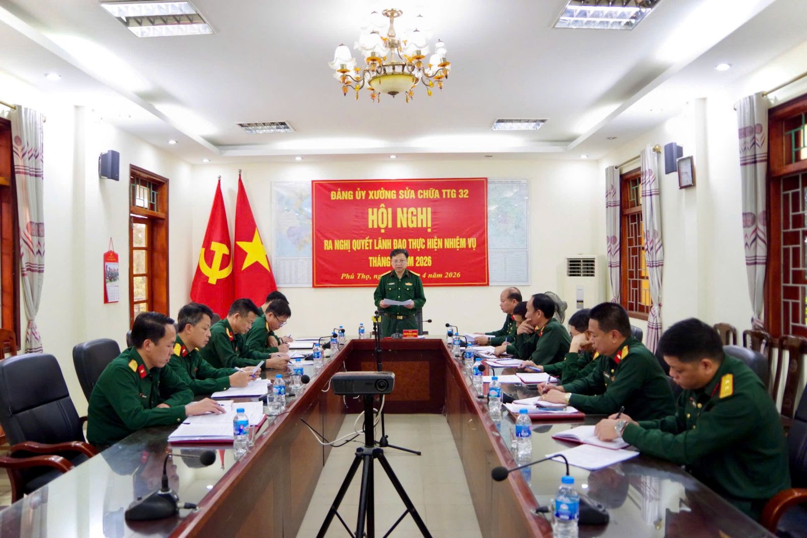 Đảng ủy Xưởng sửa chữa Tăng thiết giáp 32  ra nghị quyết lãnh đạo thực hiện nhiệm vụ tháng 4/2026