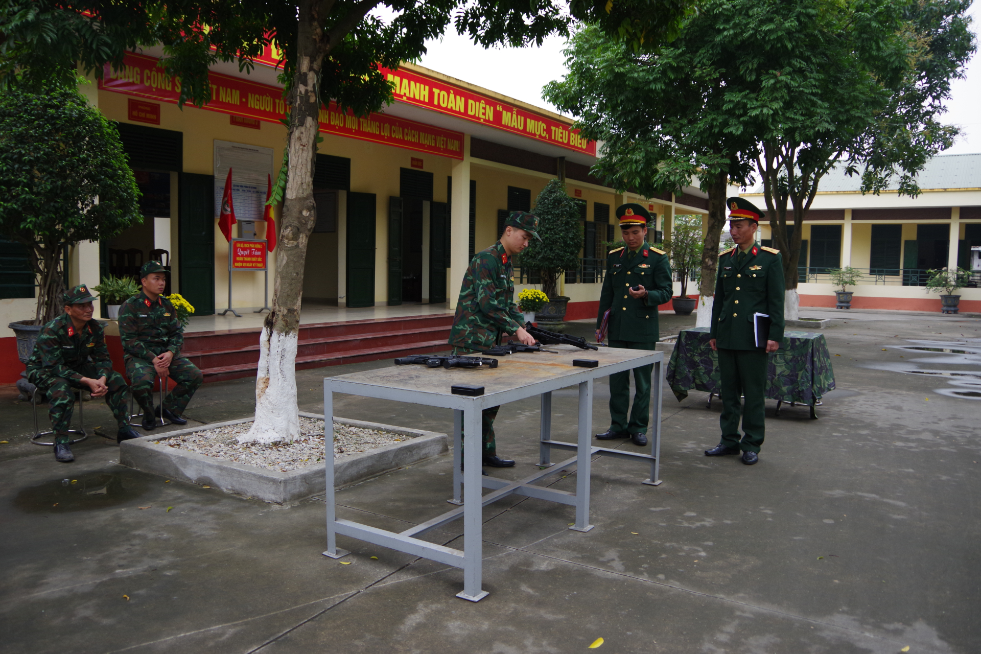 Xưởng Sửa Chữa Xe Tăng X32 Tổ Chức Hội Thao   Trước Lễ Ra Quân Huấn Luyện Năm 202