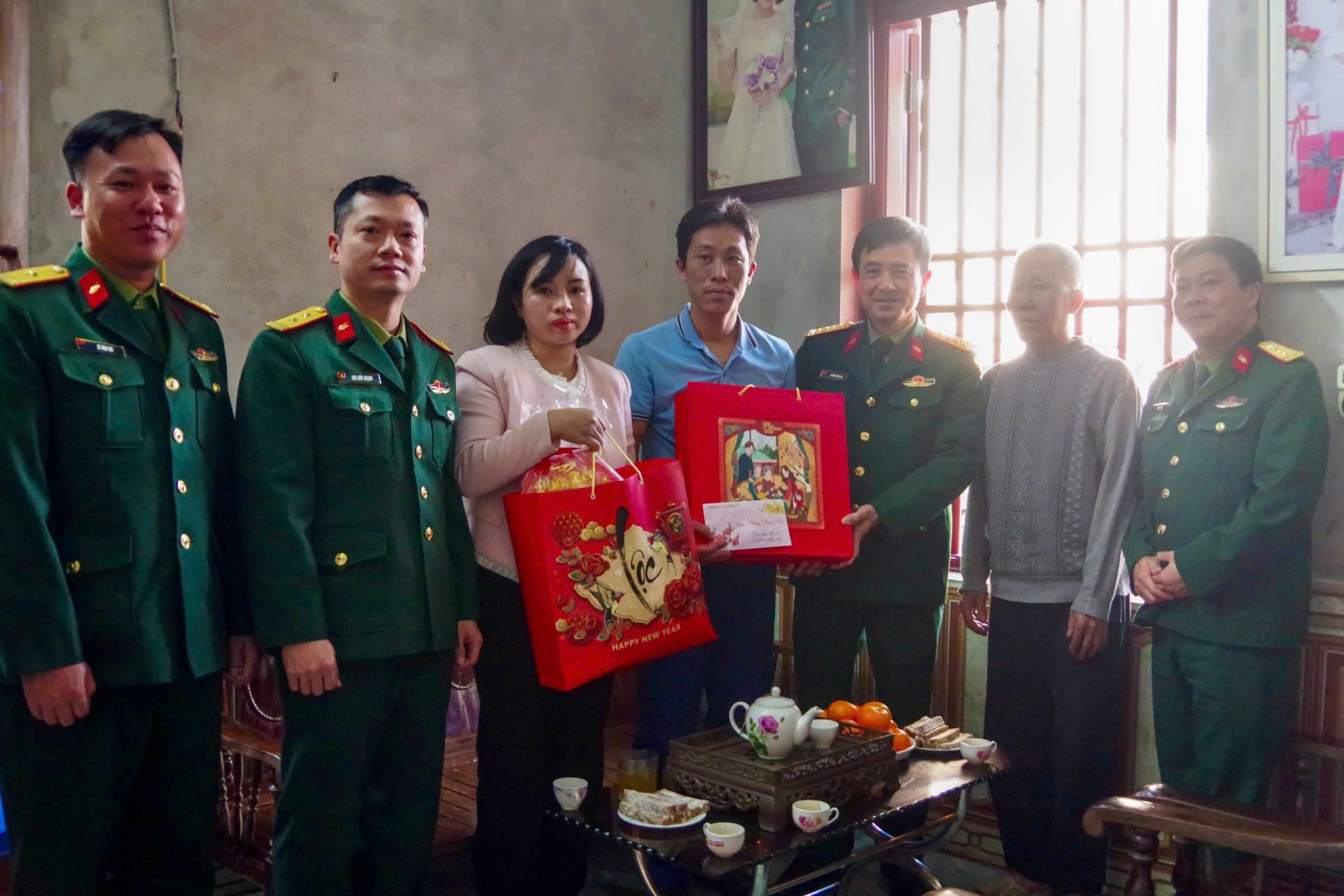 Phát huy tinh thần “Lá lành đùm lá rách” ở Binh chủng Tăng thiết giáp