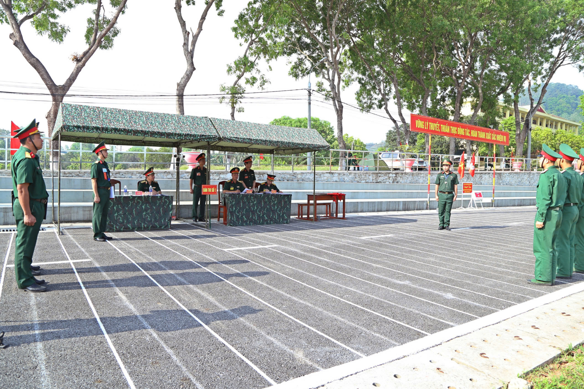 Binh chủng Tăng Thiết giáp tổ chức Hội thi Cán bộ huấn luyện điều lệnh giỏi năm 2025