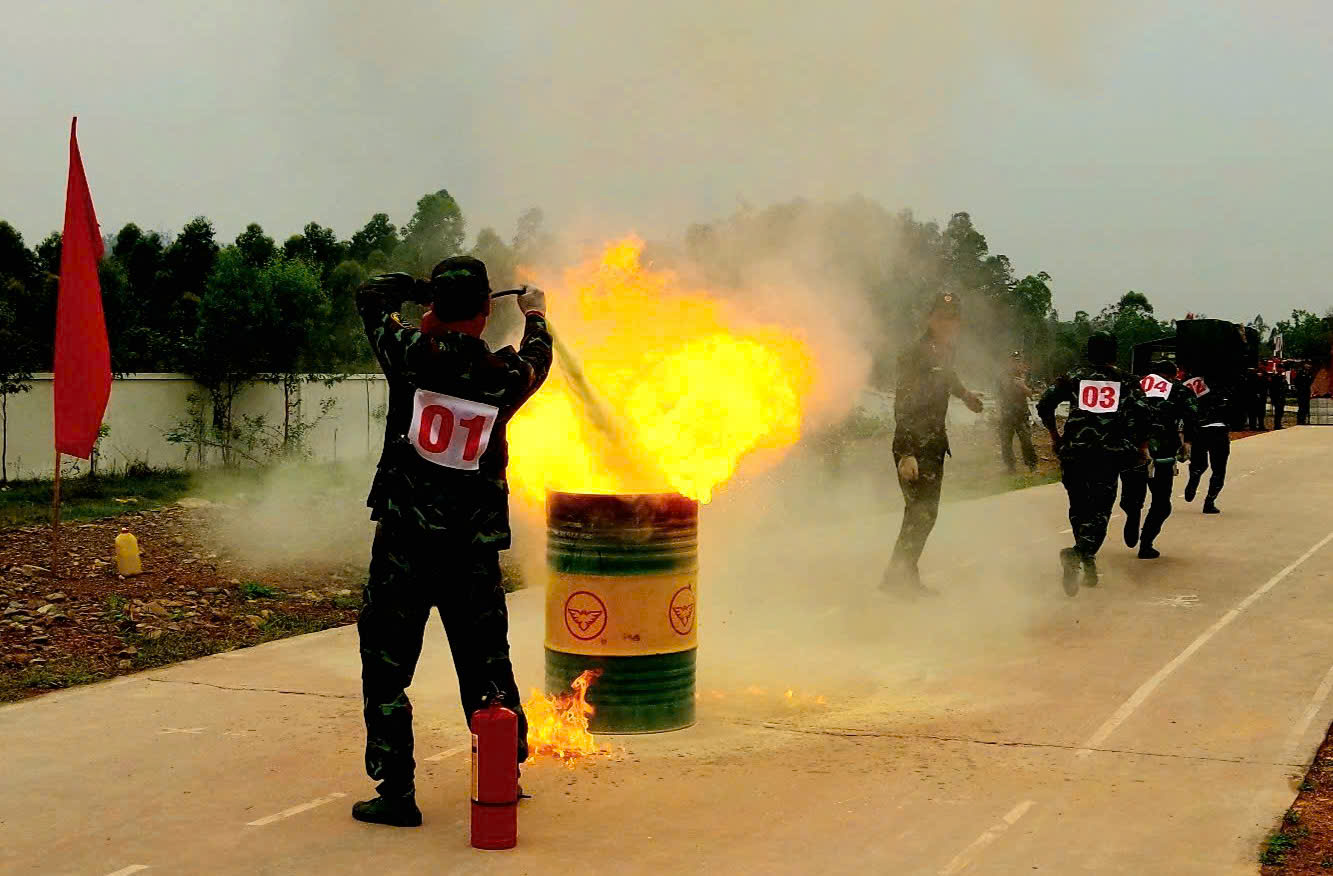 Kiểm tra và giao nhiệm vụ cho Đoàn tuyển thủ tham gia Hội thao  Phòng cháy, chữa cháy toàn quân năm 2025