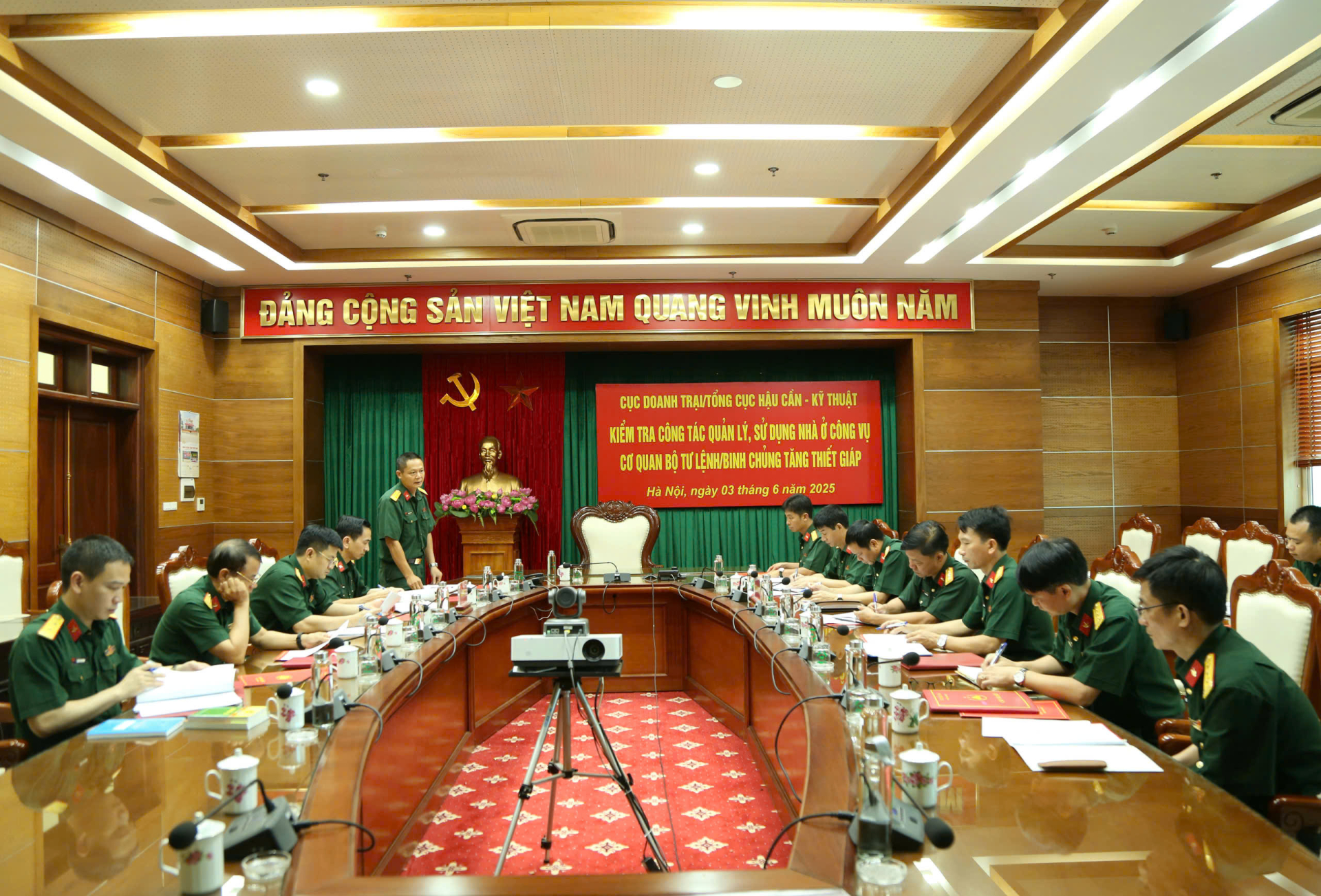 Cục Doanh trại kiểm tra công tác quản lý, sử dụng Nhà ở công vụ cơ quan Bộ Tư lệnh Binh chủng