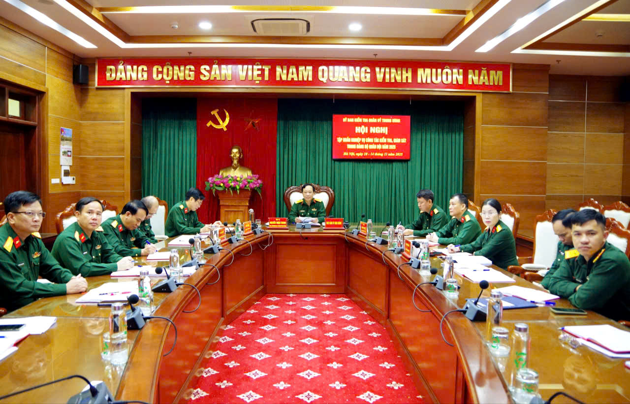 Tham gia Hội nghị tập huấn nghiệp vụ Công tác kiểm tra, giám sát  trong Đảng bộ Quân đội năm 2025