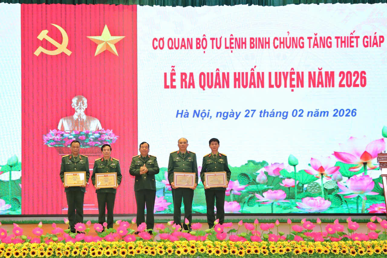 Cơ quan Bộ Tư lệnh Binh chủng Tăng thiết giáp Tổ chức Lễ ra quân huấn luyện năm 2026