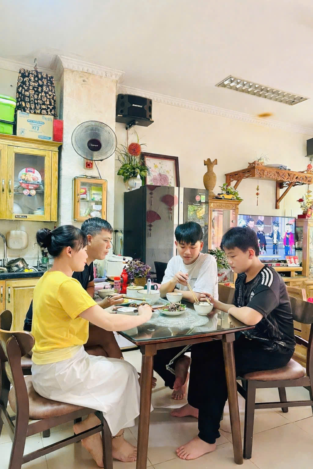 Người giữ lửa gia đình