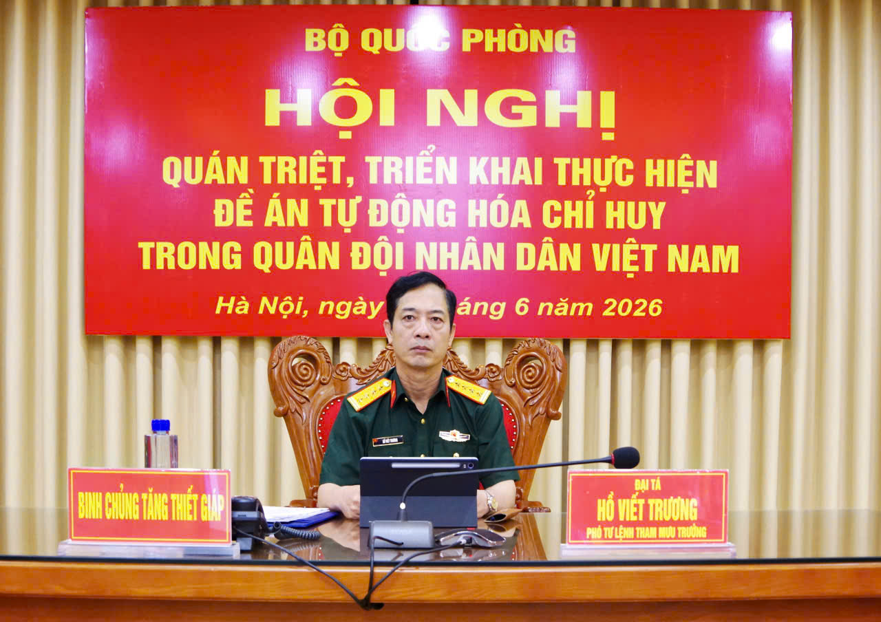 Tham gia Hội nghị quán triệt, triển khai thực hiện Đề án Tự động hóa chỉ huy trong QĐND Việt Nam ( Đề án 33)