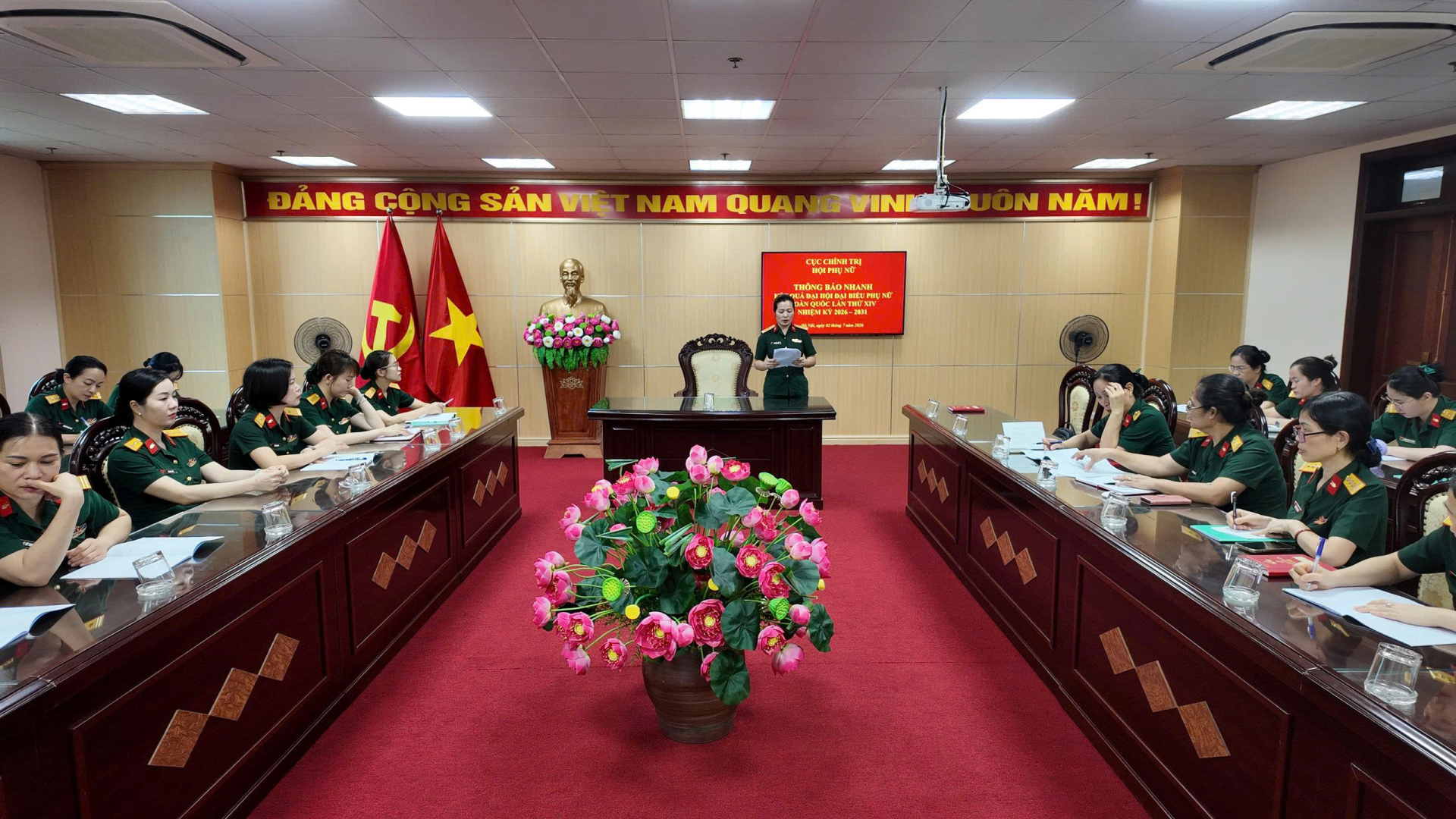 Vận dụng linh hoạt, sáng tạo cụ thể, đưa Nghị quyết Đại hội Phụ nữ toàn quân lần thứ VIII, Đại hội Phụ nữ toàn quốc lần thứ XIV vào hoạt động công tác hội