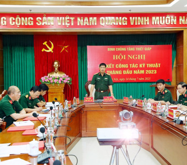 binh-chung-tang-thiet-giap-to-chuc-hoi-nghi-so-ket-cong-tac-ky-thuat-6-thang-dau-nam-2023