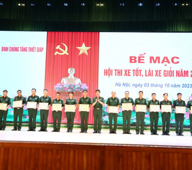 be-mac-hoi-thi-xe-tot-lai-xe-gioi-cap-binh-chung-nam-2023