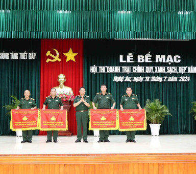 be-mac-hoi-thi-doanh-trai-chinh-quy-xanh-sach-dep-nam-2024