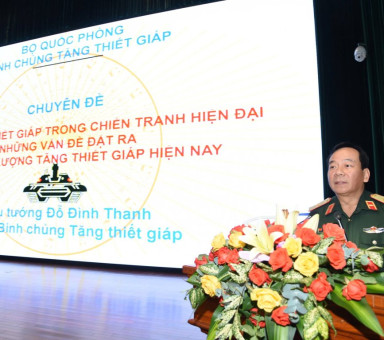 thieu-tuong-do-dinh-thanh-tu-lenh-binh-chung-tang-thiet-giap-gioi-thieu-chuyen-de-tai-hoc-vien-luc-quan